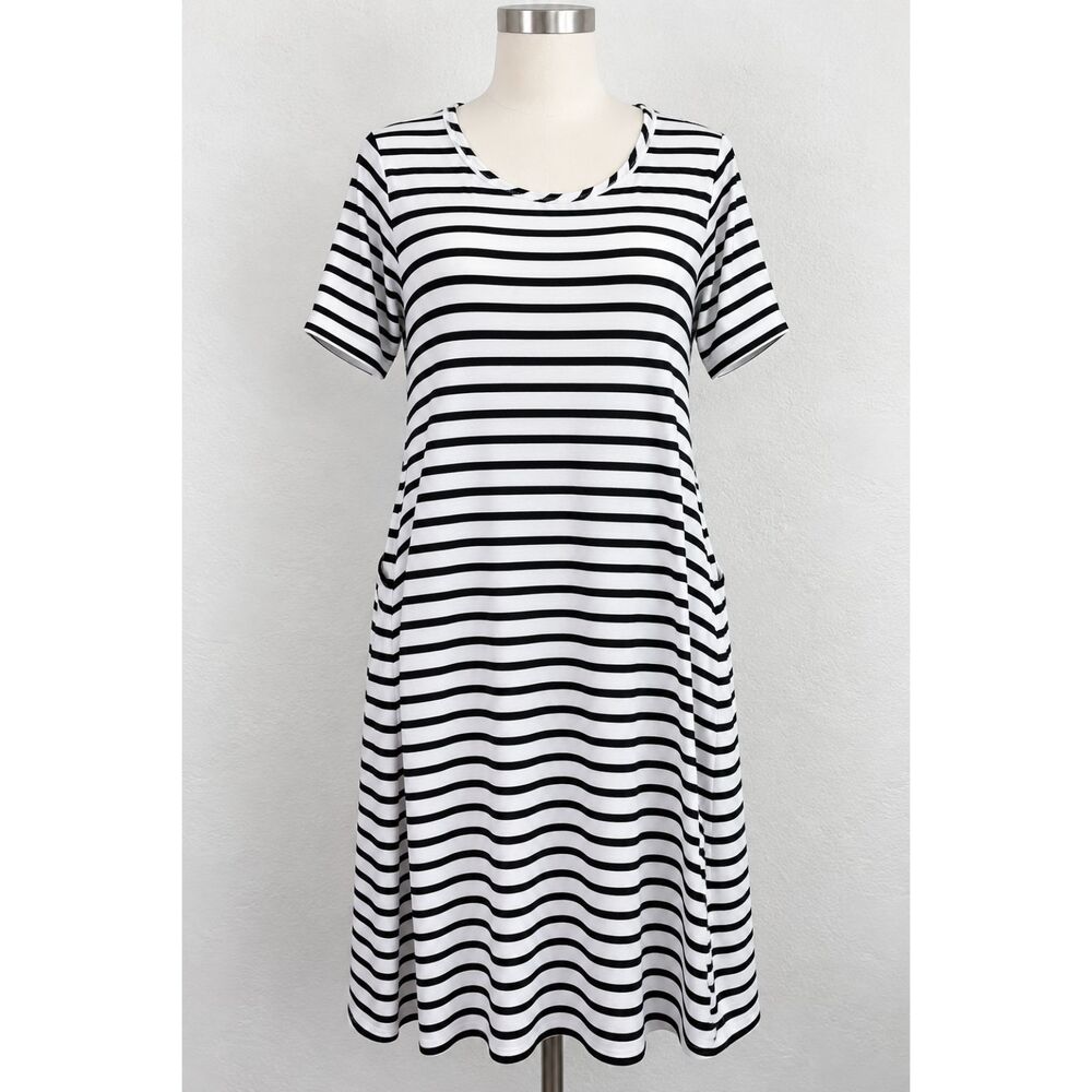 LuLaRoe Women’s L Jessie Dress Black White Striped Short Sleeve Pockets NWT